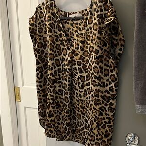 LOFT Animal Print V-Neck Top